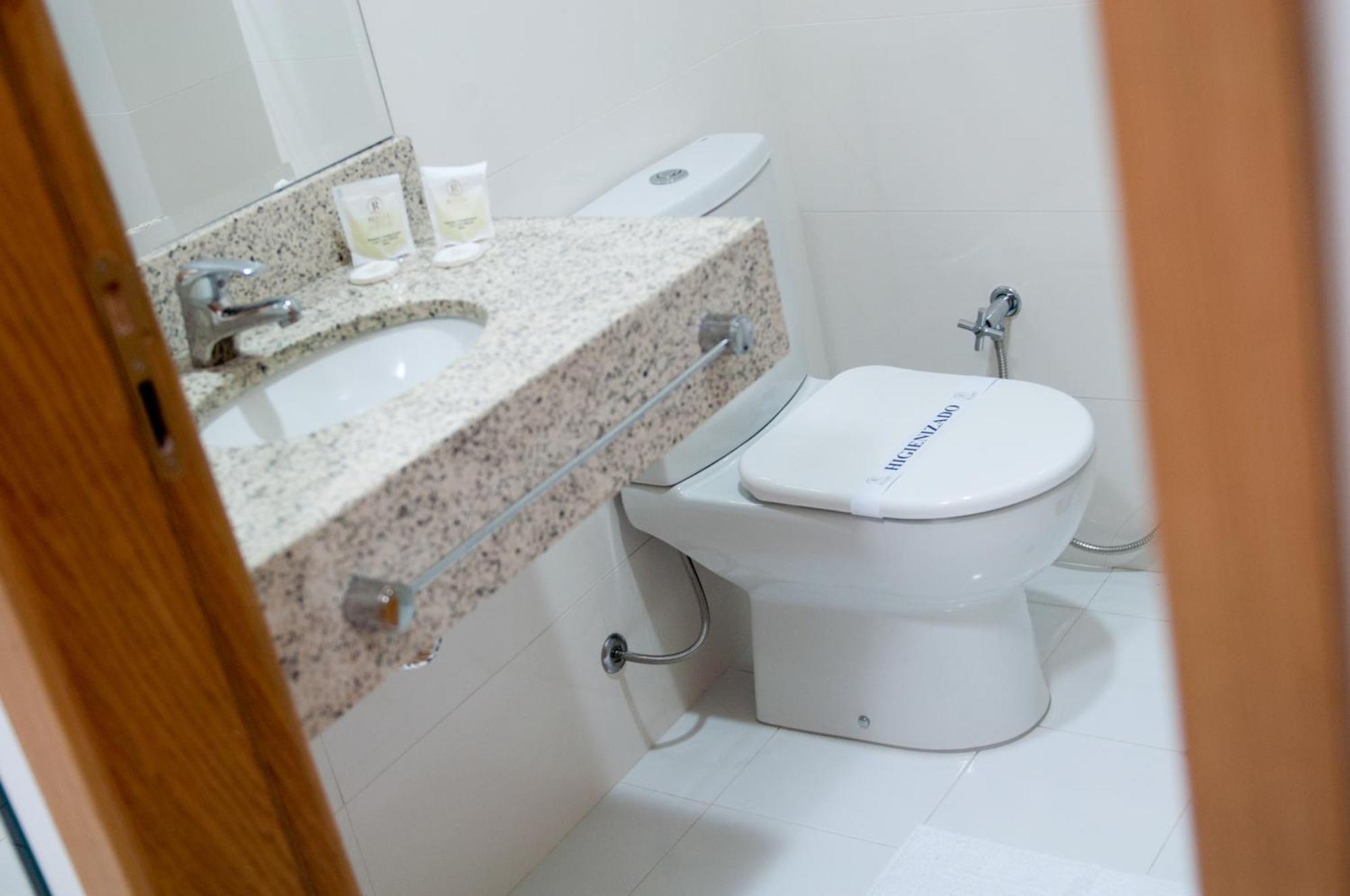 Hotel Roari Cuiabá Pokoj fotografie